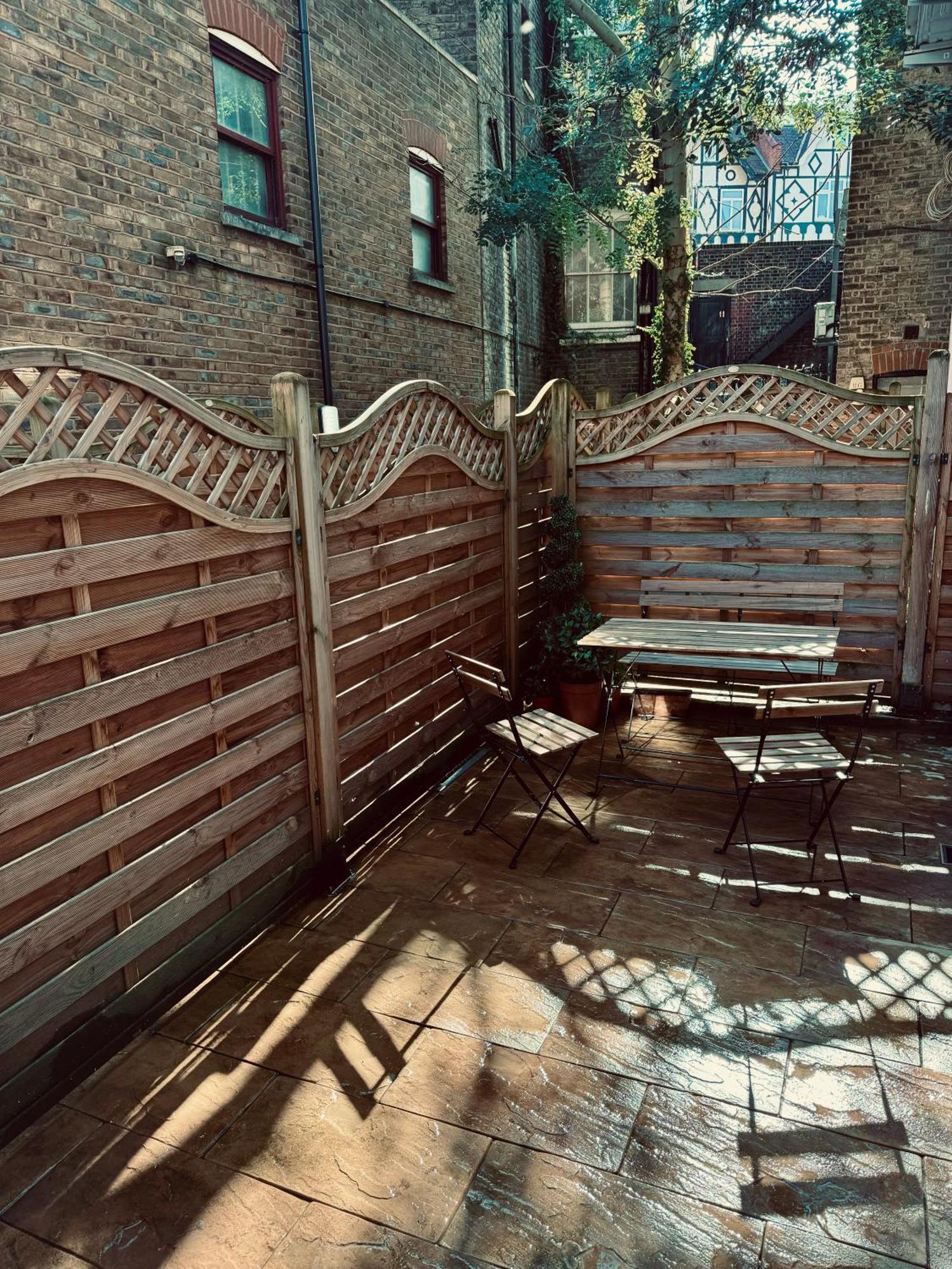 Holiday Home 2Br L 2Ba With Patio-Sleep 6 London Exterior photo